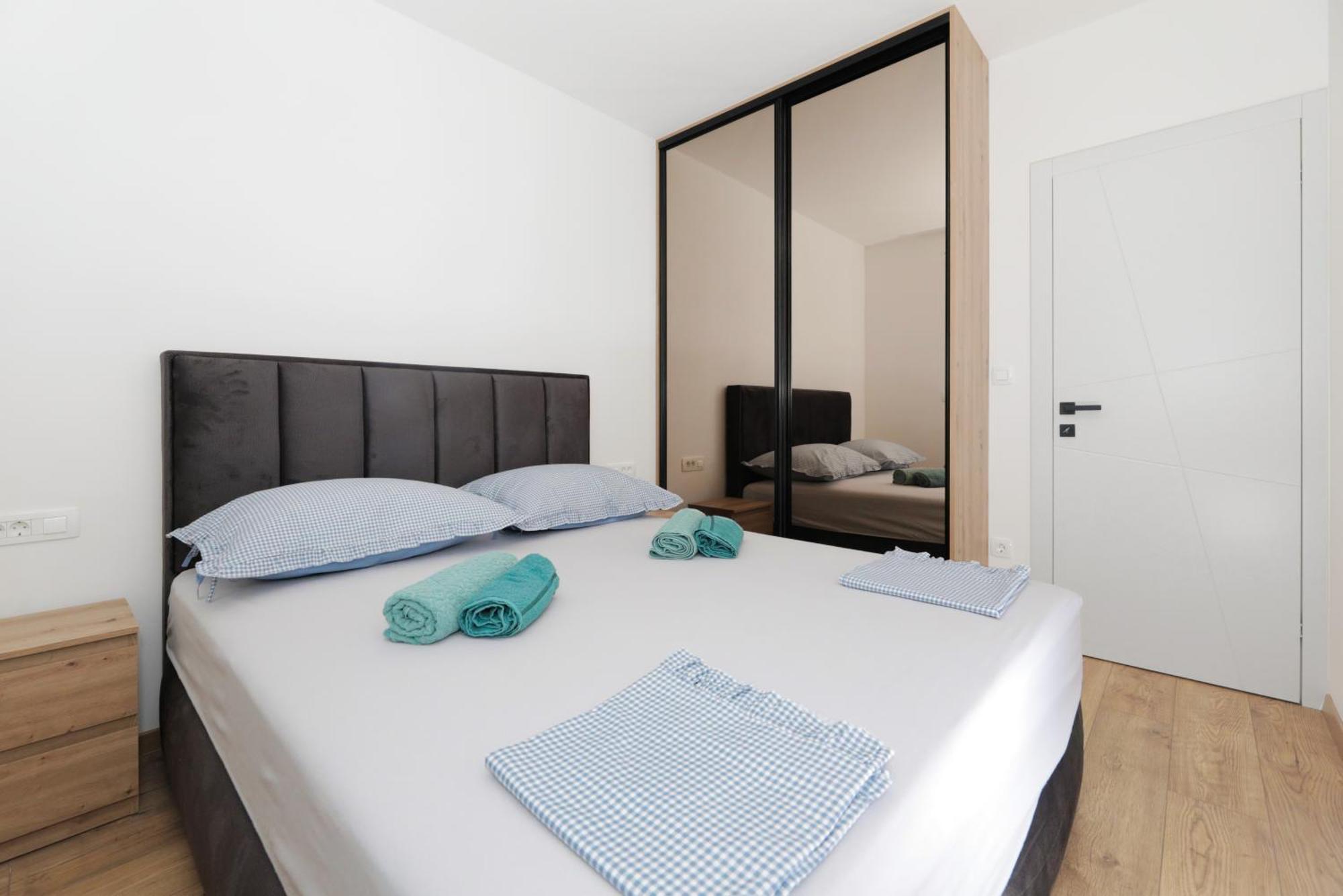 Mirjam Apartment