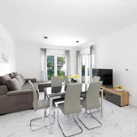 Mirjam Apartman Kaštela Esterno foto